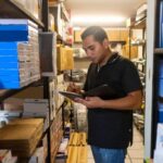Inventura bez nočních směn: Jak moderní maloobchod zvládá sezónní nápor a správu zásob